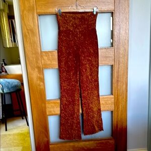 High-Waisted Brown patterned knit  Pants. Top rolls over